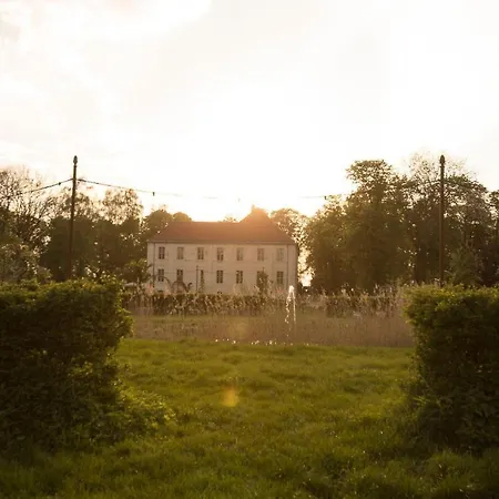 Apartment Wohnen im Schlosspark - Bienenwohnung I